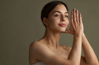 Домашний фейсбилдинг: упражнения от второго подбородка, которые помогут вернуть четкий овал лица