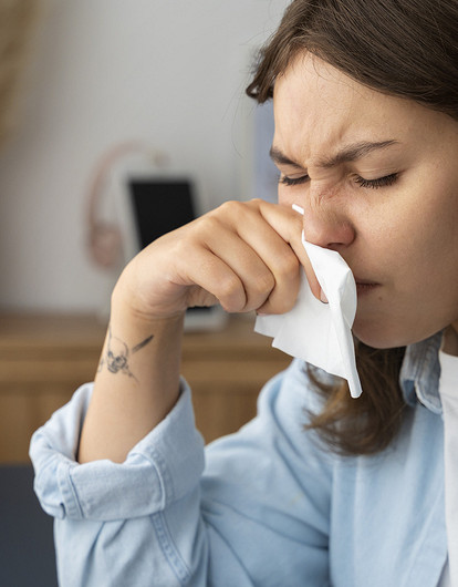 Честная чихалка на вторник: приметы по часам для мужчин и женщин