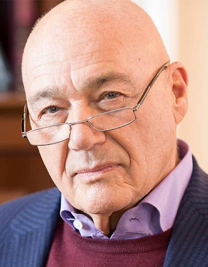 Стали известны подробности частной вечеринки в честь 90-летия Владимира Познера