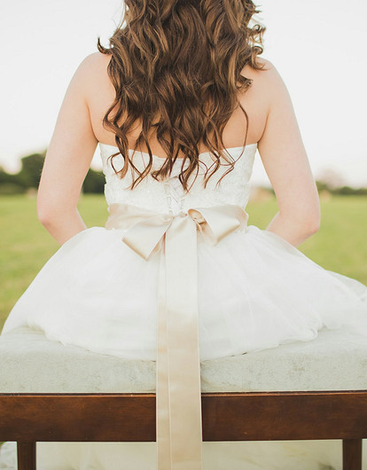 Пластический хирург рассказал об опасности длительного ношения корсета