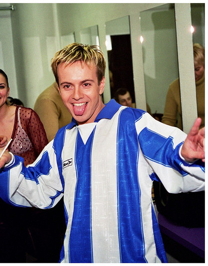 Как изменились любимые певцы из 90-х: фото тогда и сейчас