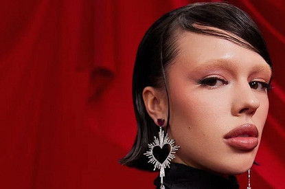 Инстасамка показала поклонникам откровенное фото в бикини