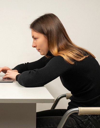 Кифоз у взрослых: почему возникает и можно ли исправить