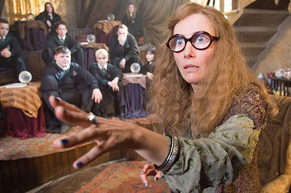 Карты Таро, натальные карты и матрицы судьбы: правда ли они могут рассказать о твоем будущем