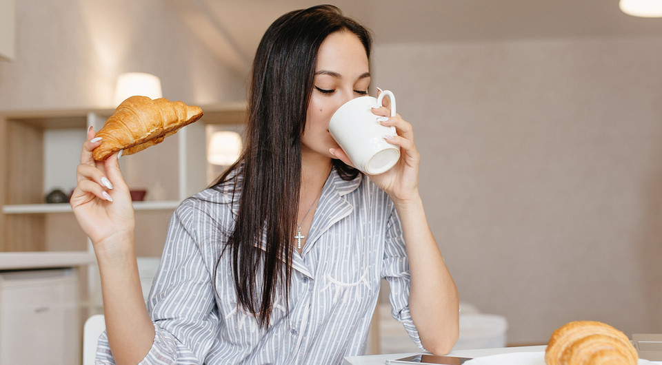 Что нельзя есть утром на завтрак: 14 продуктов, которые могут навредить