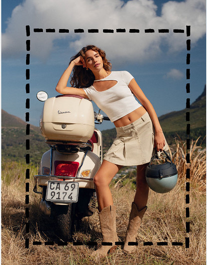 Какие юбки в моде в 2024 году: джинсовые миди, в стиле сафари и не только