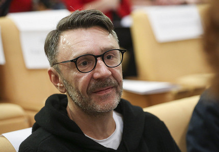 Сергей Шнуров в прямом эфире посоветовал Филиппу Киркорову замолчать и перекреститься