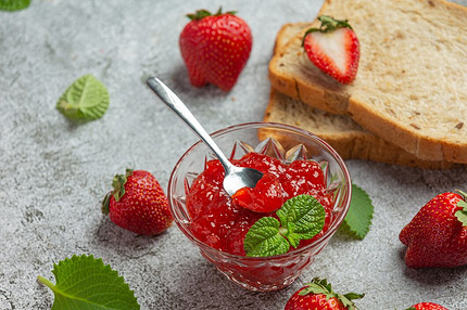 Рецепты заготовок из ягод и фруктов на зиму: 12 самых вкусных и популярных