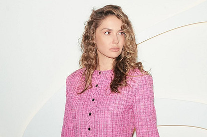 Стилист назвал сменившую имидж Муцениеце «поседевшей женщиной»