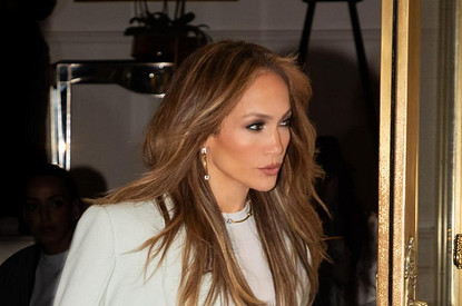 Дженнифер Лопес показала поклонникам фото в откровенном образе