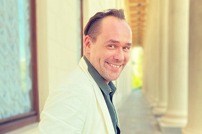 Максим Аверин рассказал, как переживает тяжелые периоды в жизни