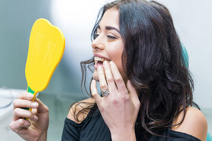 Имплантация зубов: что важно сделать до, во время и после процедуры