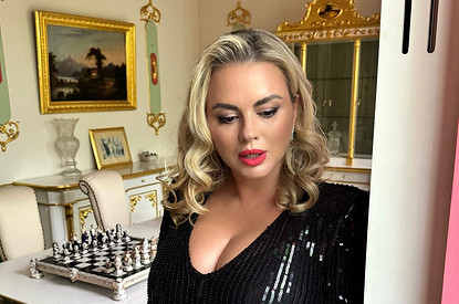 Певица Анна Семенович оказалась в центре скандала из-за обвинений в романе с женатым мужчиной