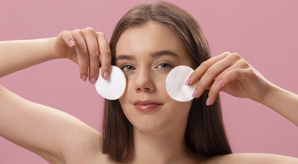 Как ухаживать летом за чувствительной кожей лица: 10 лучших советов косметолога