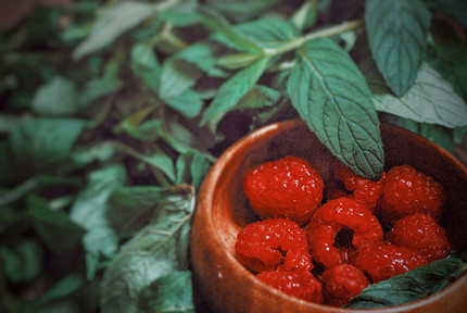 Малина: польза, вред, а также советы по хранению ягоды и вкусные рецепты