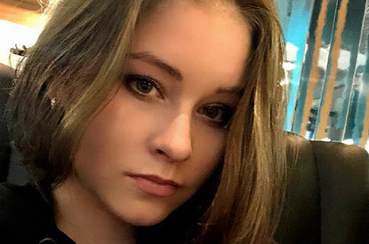 Фигуристка Юлия Липницкая показала подросшую дочь на редком семейном фото