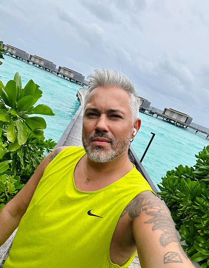 Стилист Александр Рогов перечислил модные тренды на лето