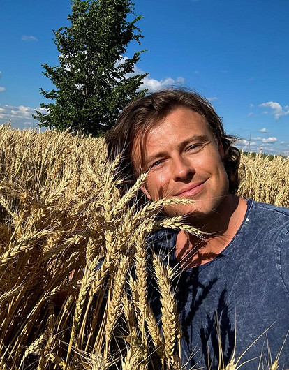 Прохор Шаляпин поддержал Алсу и назвал ее примером интеллигентности и порядочности