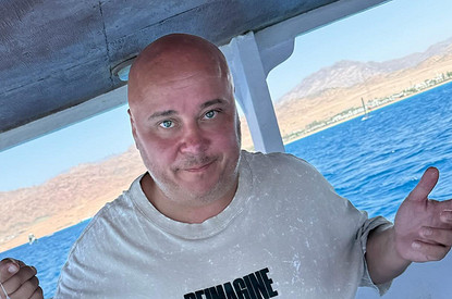 Певец Доминик Джокер рассказал о борьбе с синдромом «я умею все»