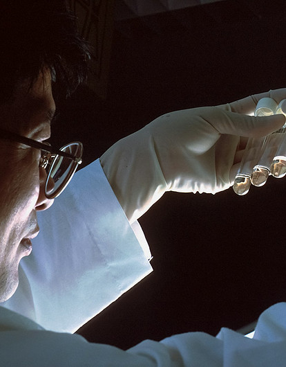 Американские ученые создали вакцину со 100% защитой от ВИЧ