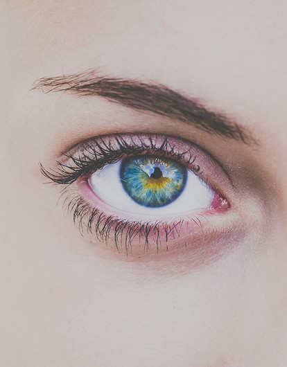 Косметолог рассказала, как избавиться от темных кругов под глазами