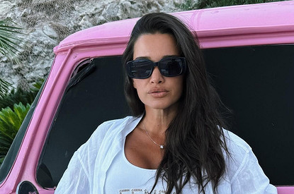 Телеведущую Ксению Бородину заподозрили в романе с участником «Последнего героя»