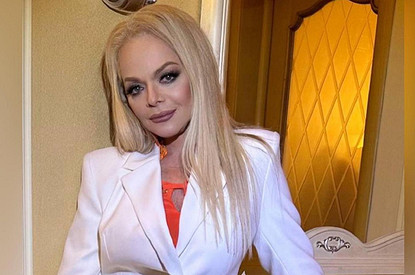 Стало известно о странном поведении Ларисы Долиной перед потерей квартиры