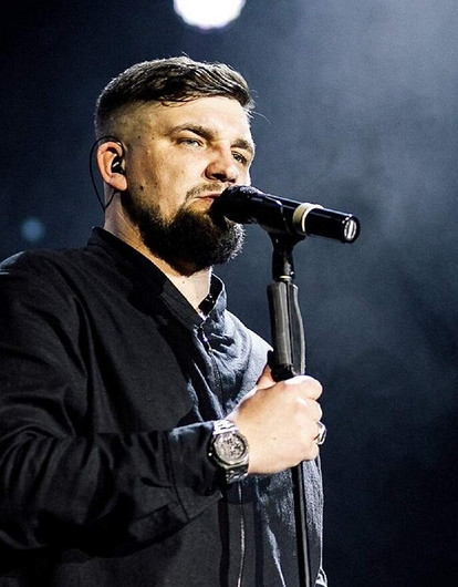 Баста заявил о планах написать гимн для «скуфов»