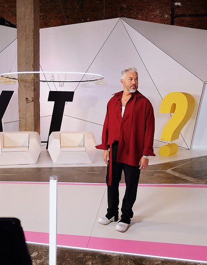 Стилист Александр Рогов назвал трендовую вещь для ранней осени