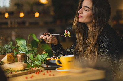 Диетолог назвала продукты, ускоряющие старение