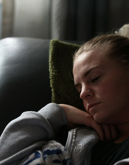 Врач рассказал, как продуктивно провести день после бессонной ночи