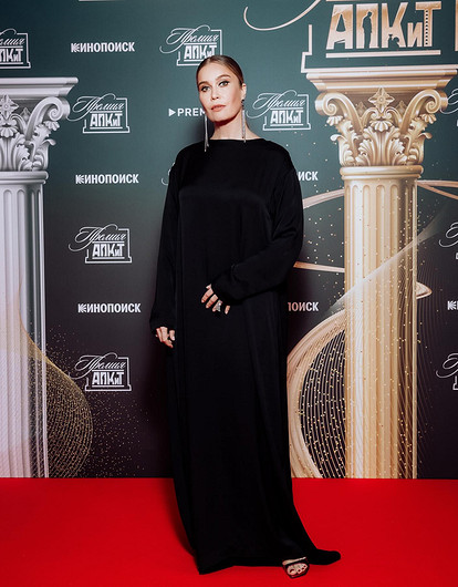 Кристина Бабушкина рассказала о совместных съемках с Бураком Озчивитом в новогоднем фильме