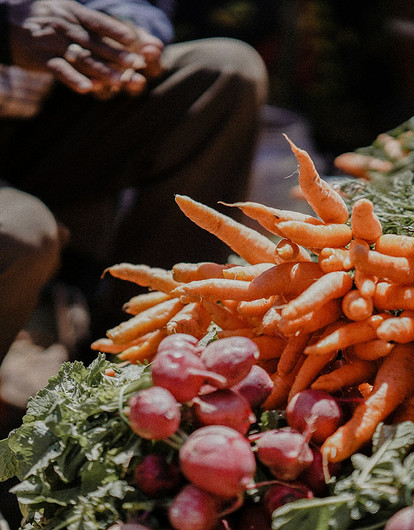 Гастроэнтеролог назвала девять продуктов, от которых изменится отражение в зеркале