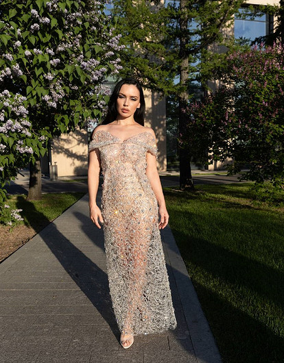 Ольга Серябкина показала подтянутую фигуру на фото в купальнике