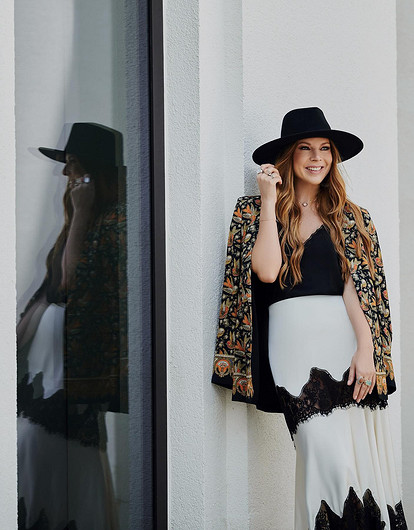 Певица Наталья Подольская показала поклонникам фото без макияжа