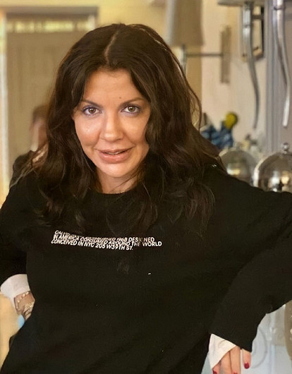 Алиса Казьмина впервые вышла в свет после операции по восстановлению носа