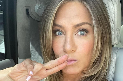 Актриса Дженнифер Энистон показала фигуру во время тренировки