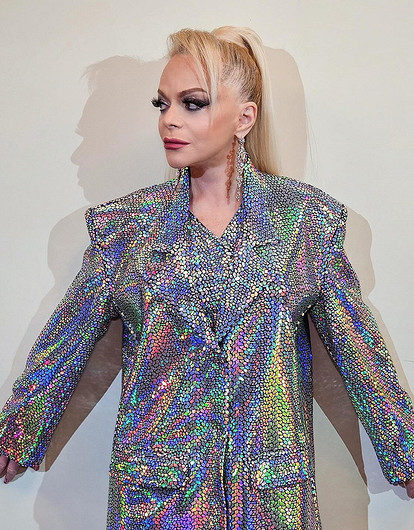 Мошенники, ограбившие Ларису Долину, вернут ей 69 миллионов