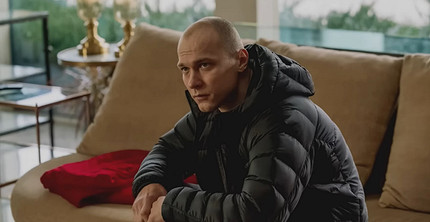 Таро-прогноз на будущее Юры Борисова: уедет ли из России и насколько зависим от жены