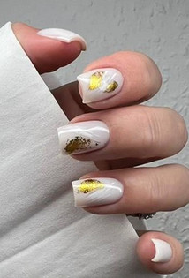 @kristiwolf_nails
