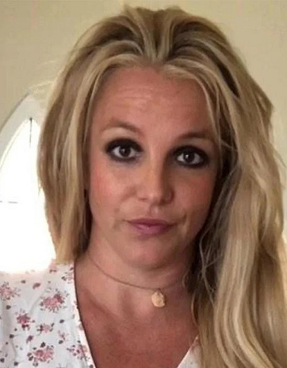 Молча стояла в спальне сыновей с ножом: бывший муж Бритни Спирс поделился жуткими воспоминаниями о ней