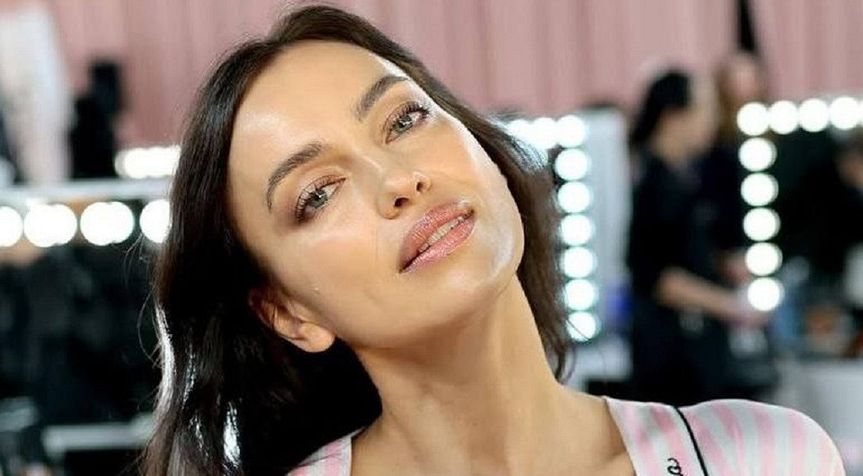 Состоялось шоу Victorias Secret 2025: самые яркие выходы от Ирины Шейк, сестер Хадид и других