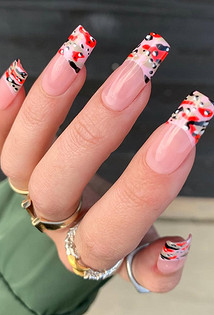 Тренды маникюра 2026: «эмалированные» ногти, пирсинг и не только