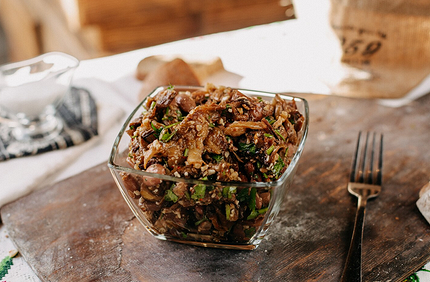 Что приготовить из куриной печени: 14 вкусных и полезных блюд