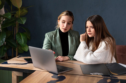 Карьерный гороскоп для всех знаков зодиака на ноябрь 2025 года