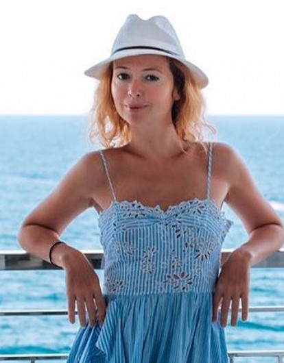 Даже если у женщины нет морщин на лице, видно, сколько ей лет: Елена Захарова высказалась о пластике