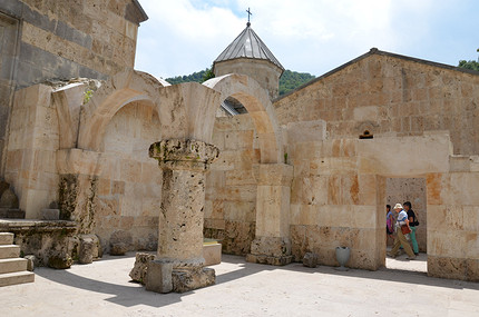 Куда поехать отдыхать осенью: 23 лучших места в России и за границей