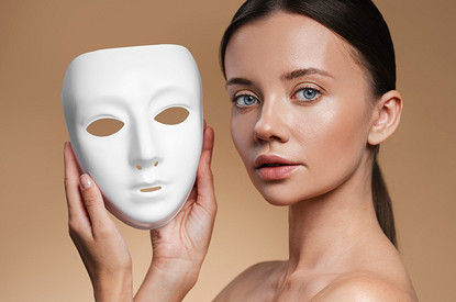 Топ-6 высокотехнологичных бьюти-трендов: LED-маски, капсулированный ретинол, продукты для микробиома