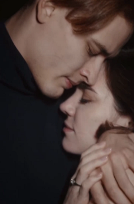 Фигуристка Евгения Медведева выходит замуж