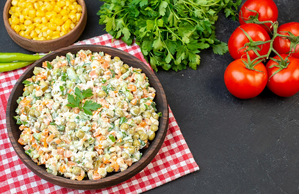 Салаты на Новый 2026 год: 11 лучших рецептов